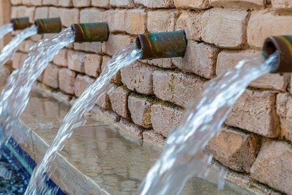 Surveillance de la qualité de l'air et de l'eau en France
